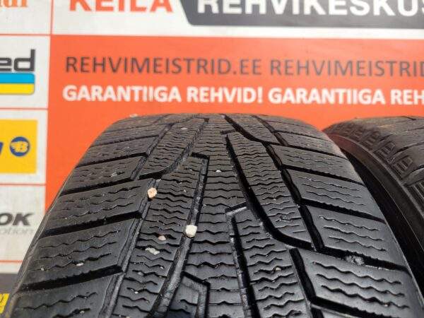 #215/55/17 Kumho Izen - Image 2