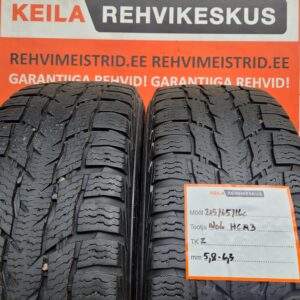 #215/65/16C Nokian Hakkapeliitta CR3