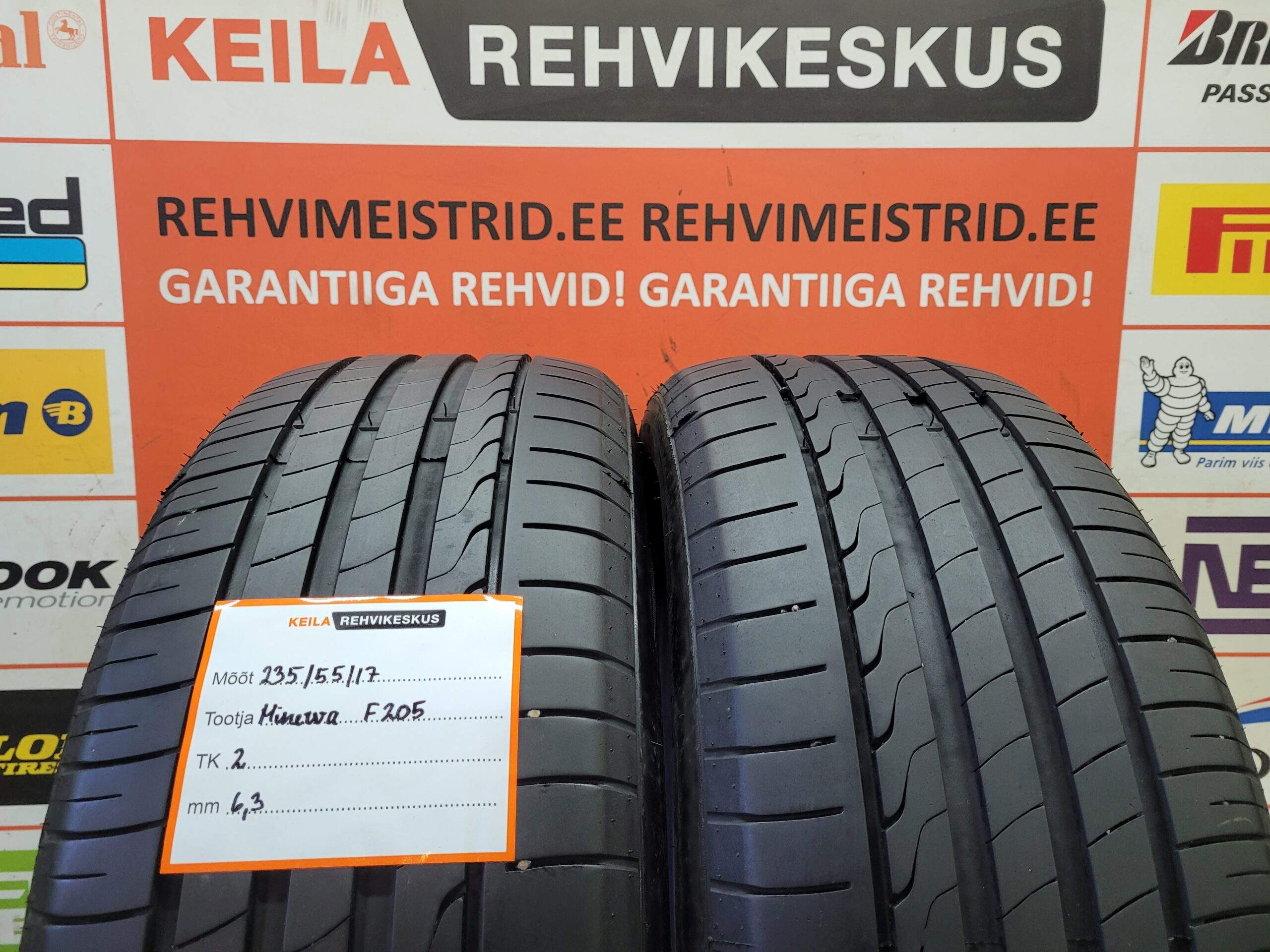 #2355517 Minerva F205