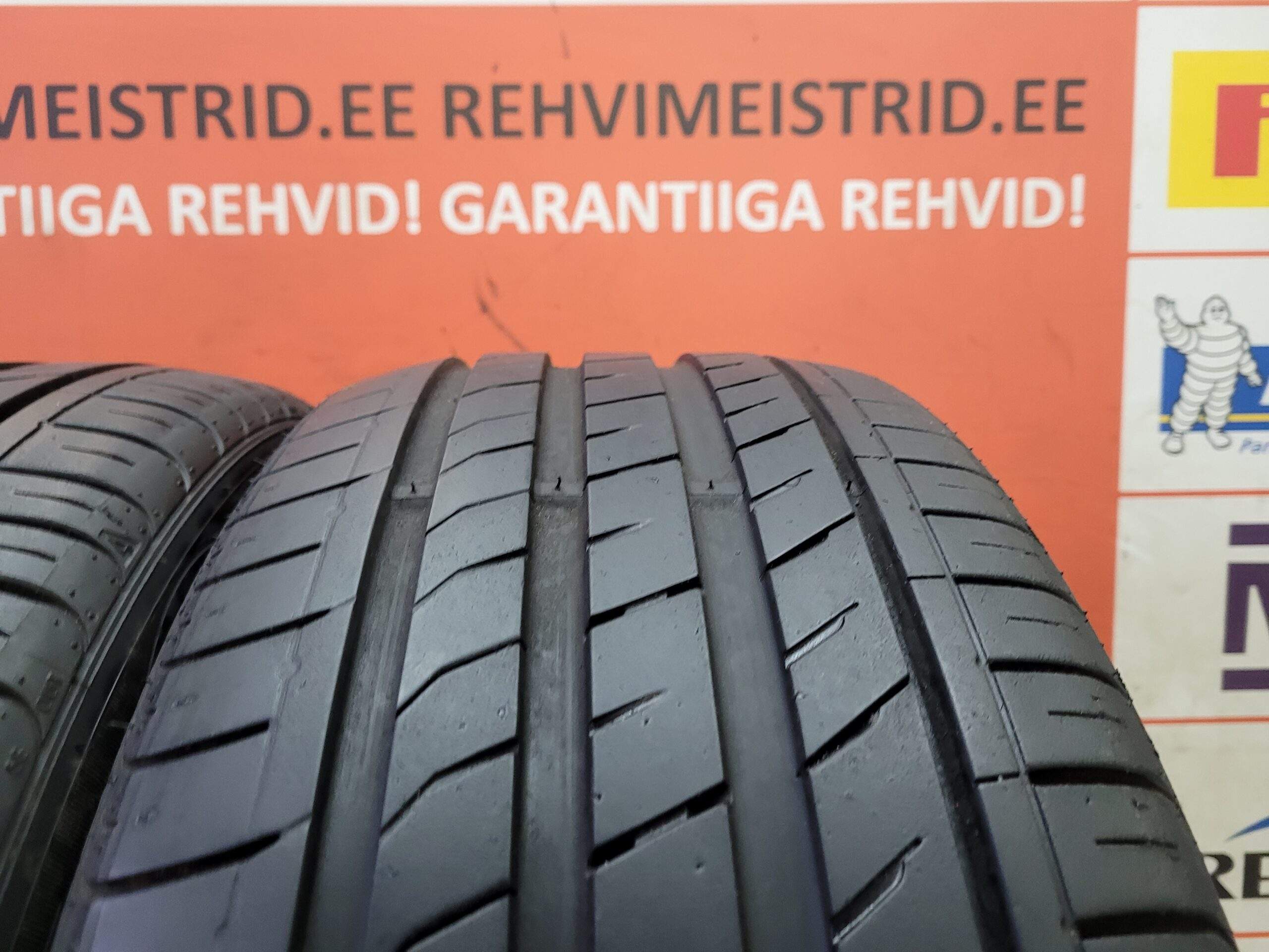 #225/45/17 Nexen Nfera - Image 2