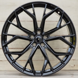 AMZ 5558 Gloss Black Black dark ET30 CB66.5 ID7081