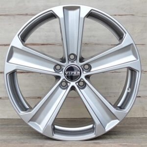 VIPER B224 S Silver ET30 CB66.6 ID5738