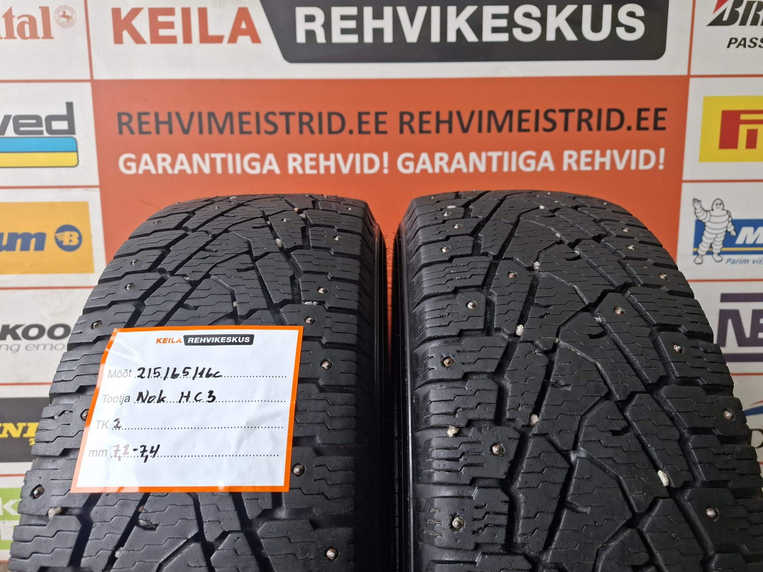 #215/65/16CNokian HC3