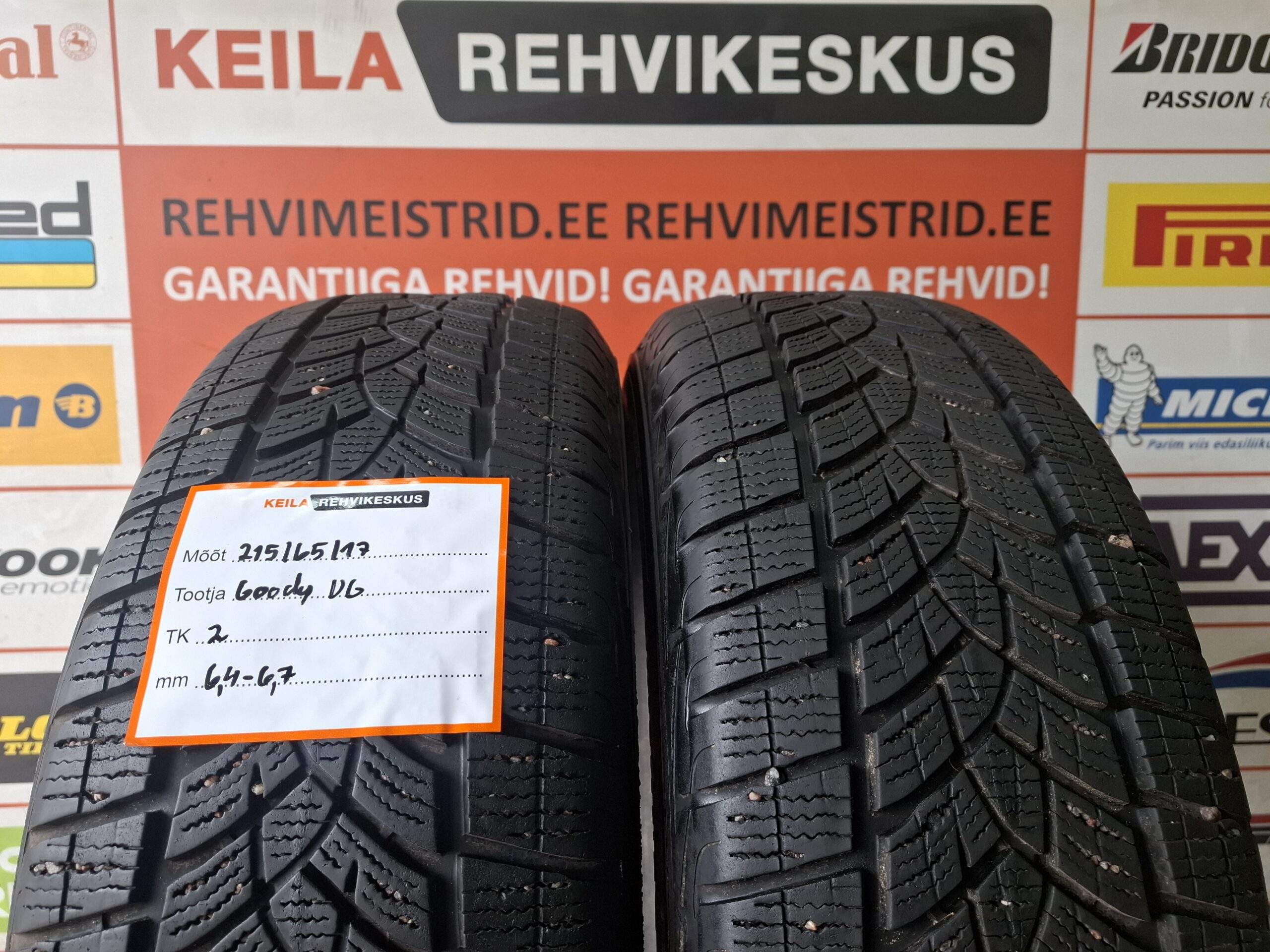 #215/65/17Goodyear UG Arctic