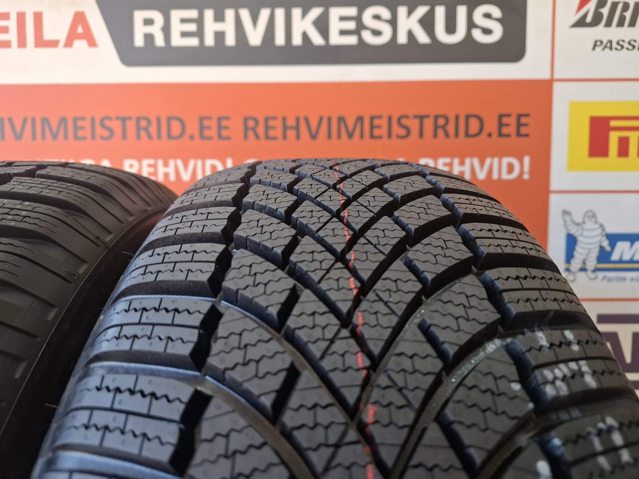 #215/65/17 Bridgestone Blizzak - Pilt 2