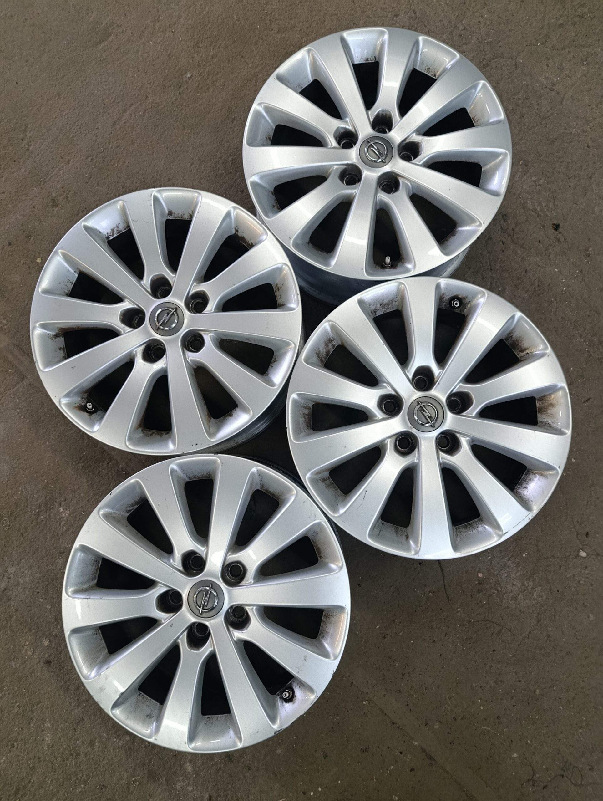 Opel 5x115 7JX17