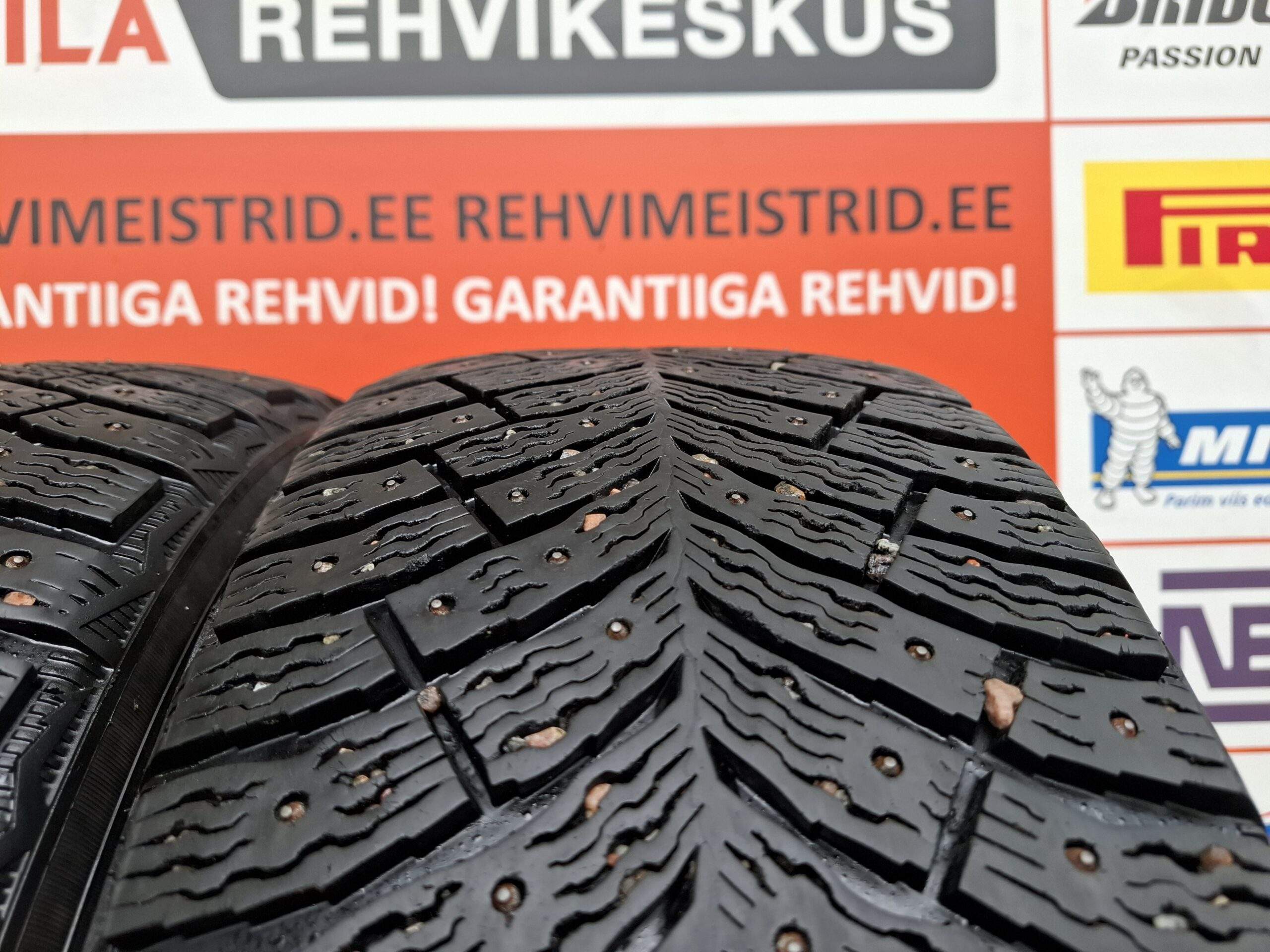 #215/55/17 Michelin X- Ice North 4 - Pilt 2