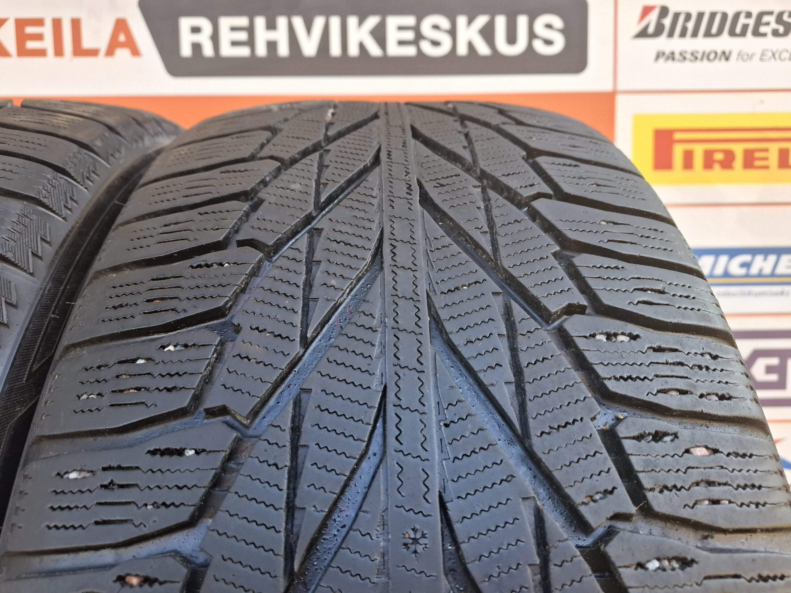 #265/50/20 Nokian HR 2 - Pilt 2