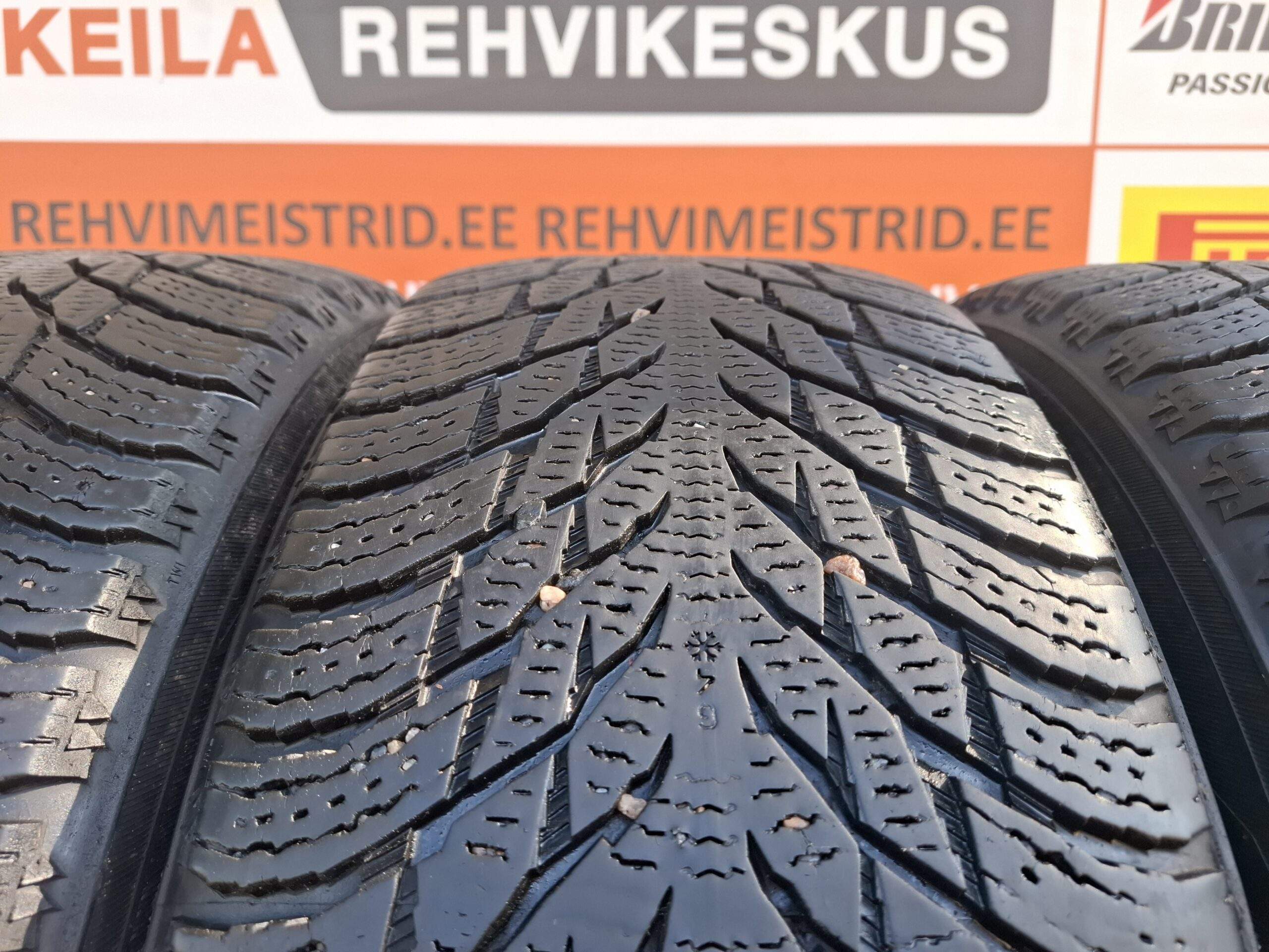 #235/60/18 Nokian HR 3 - Pilt 2