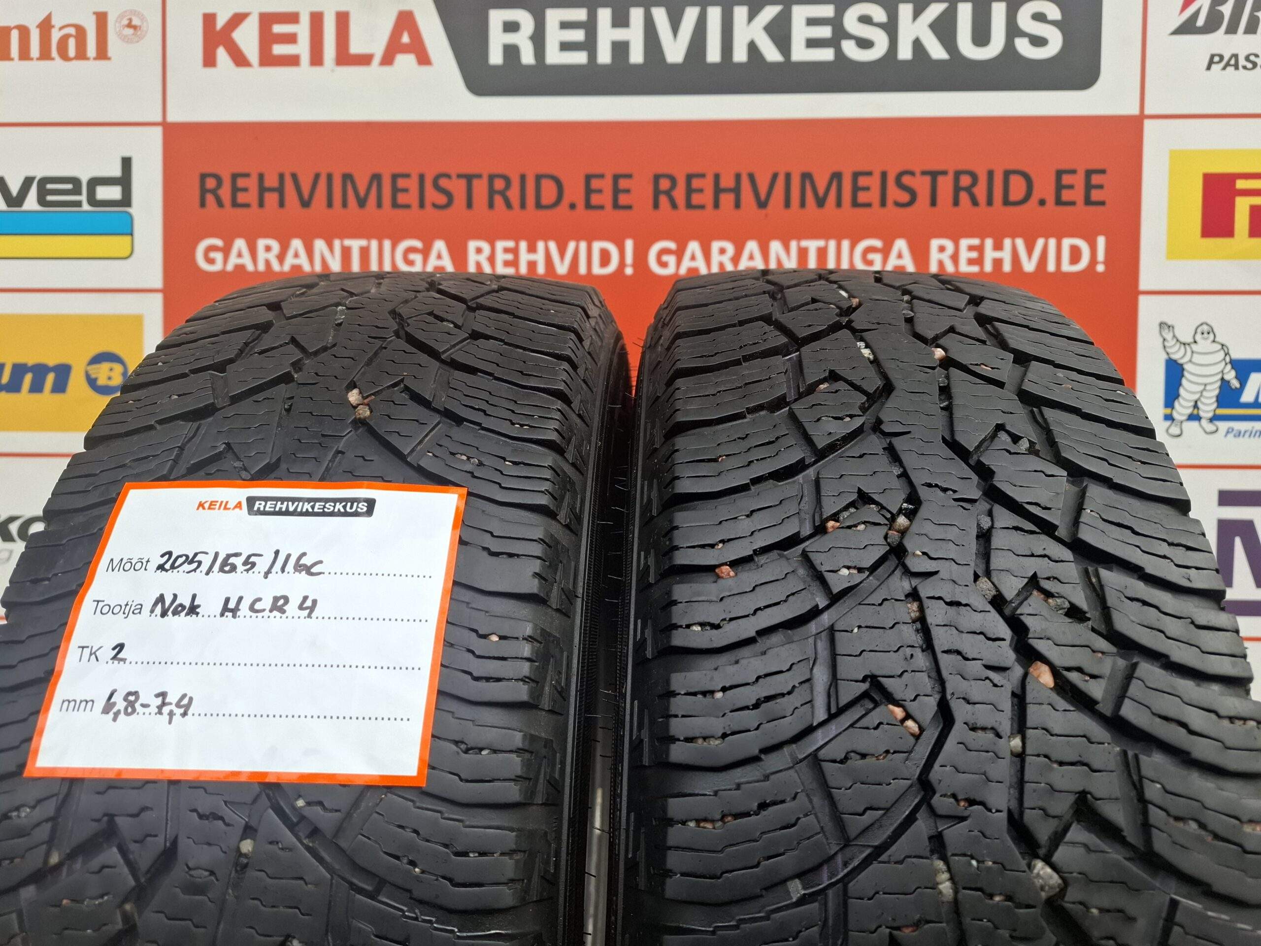 #205/65/16C Nokian HCR4