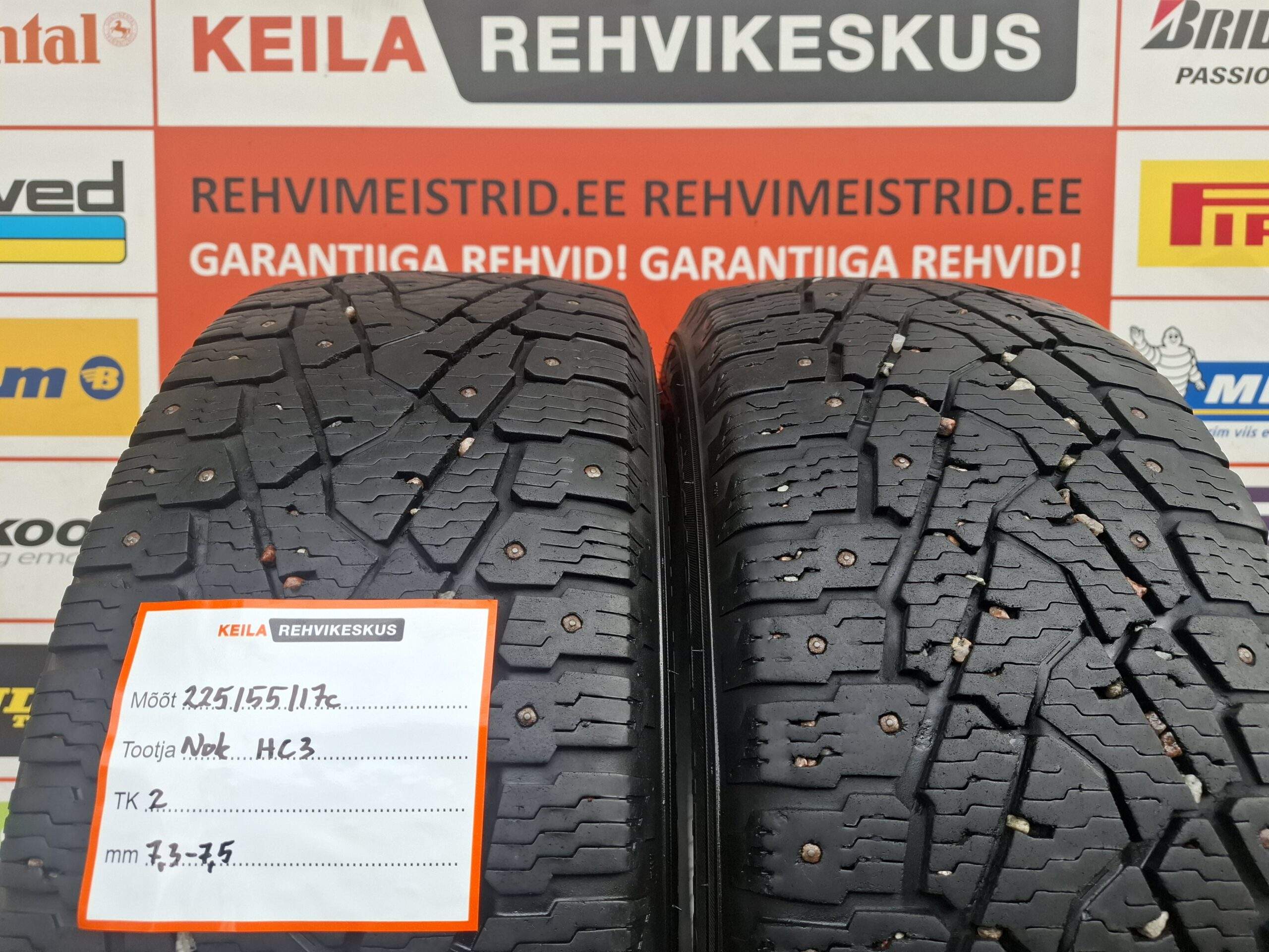 #225/55/17C Nokian HC 3