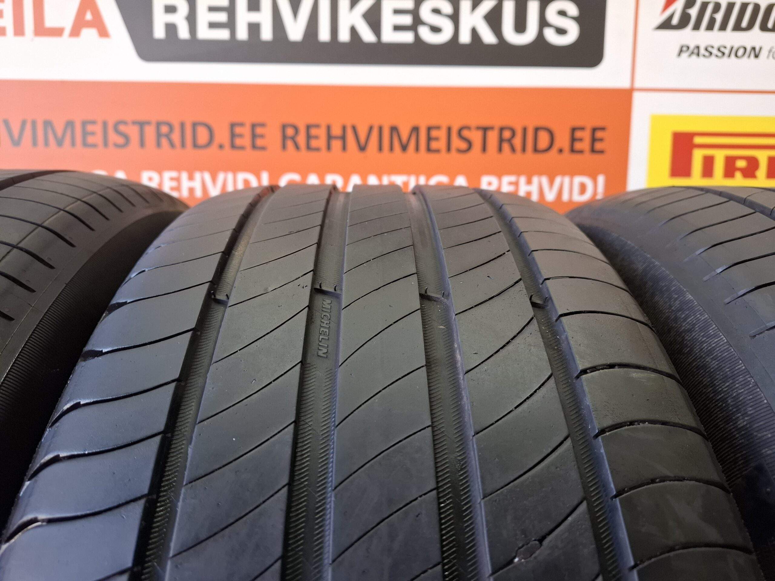 #235/50/19 Michelin P4 - Pilt 2